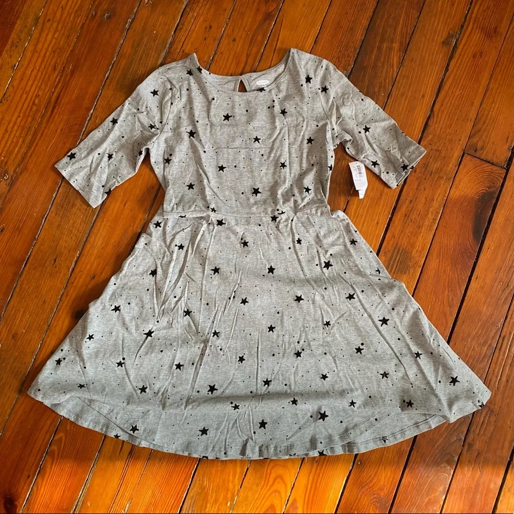 Old Navy Fit & Flare Grey/Gray Starred Dress Size Large (10-12) Girls